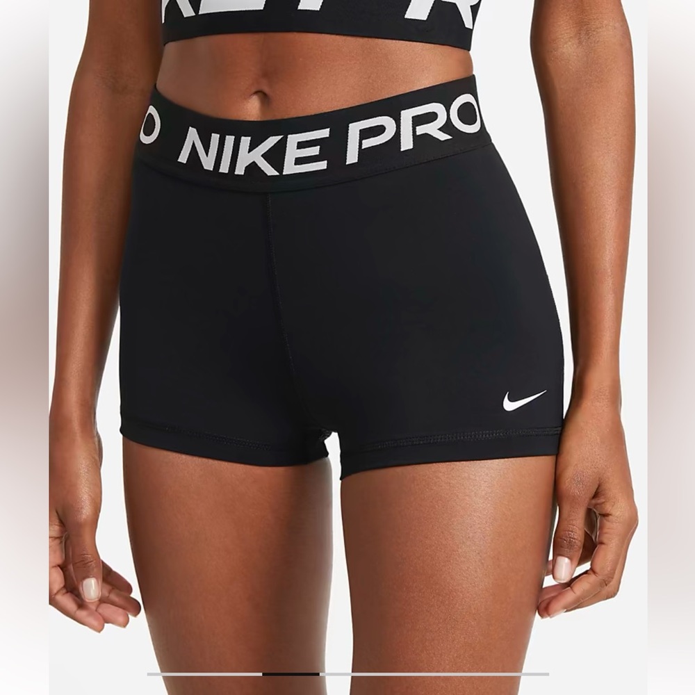 black nike pro 3” spandex